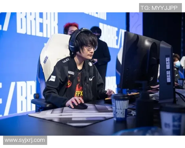 电竞新闻电竞赛后复盘FPX与LNG对决中的战术意识与决策分析